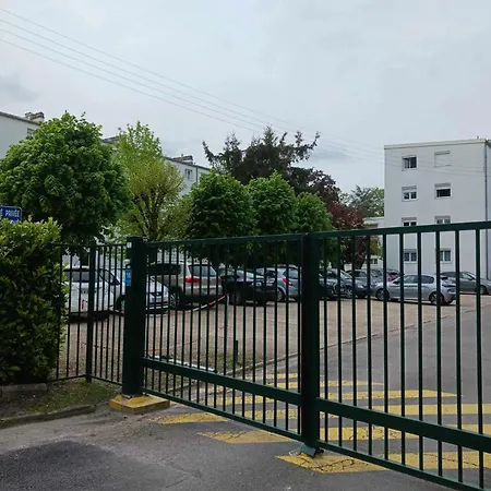 Lejlighed Le Square Du Bois Saint-denis *